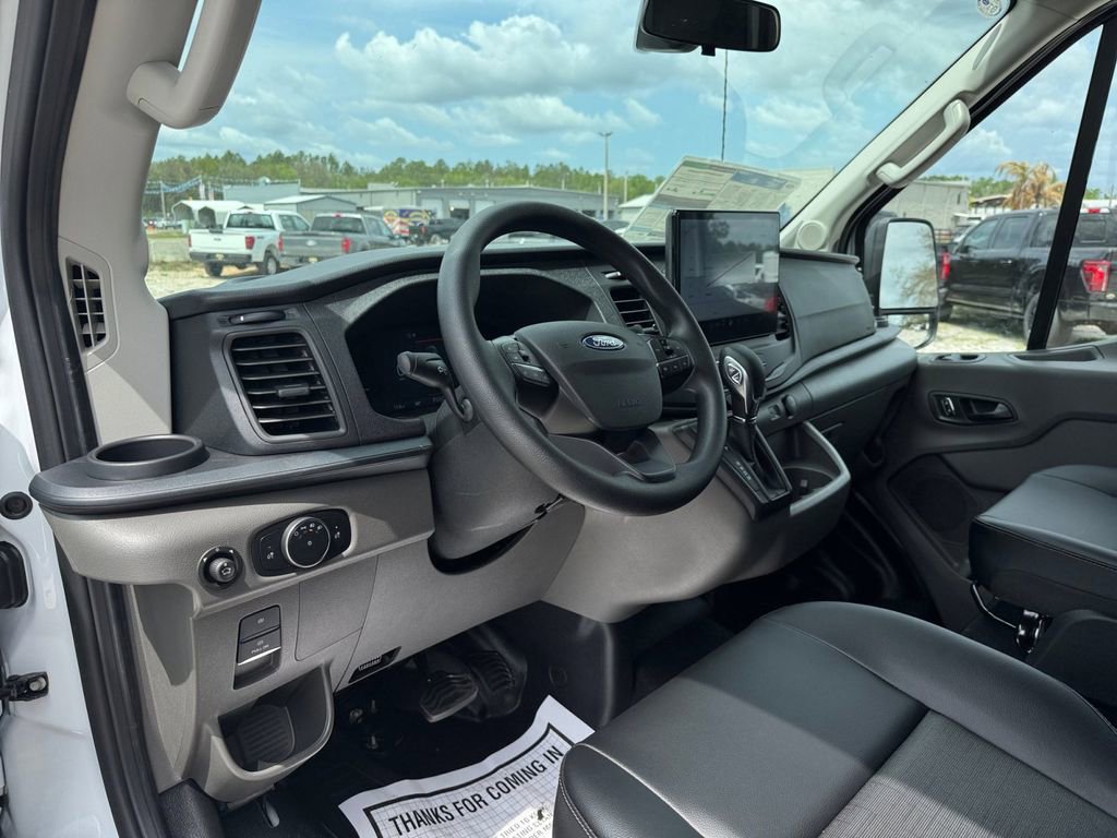 New 2026 Ford Transit 250 148 Medium Roof image 28