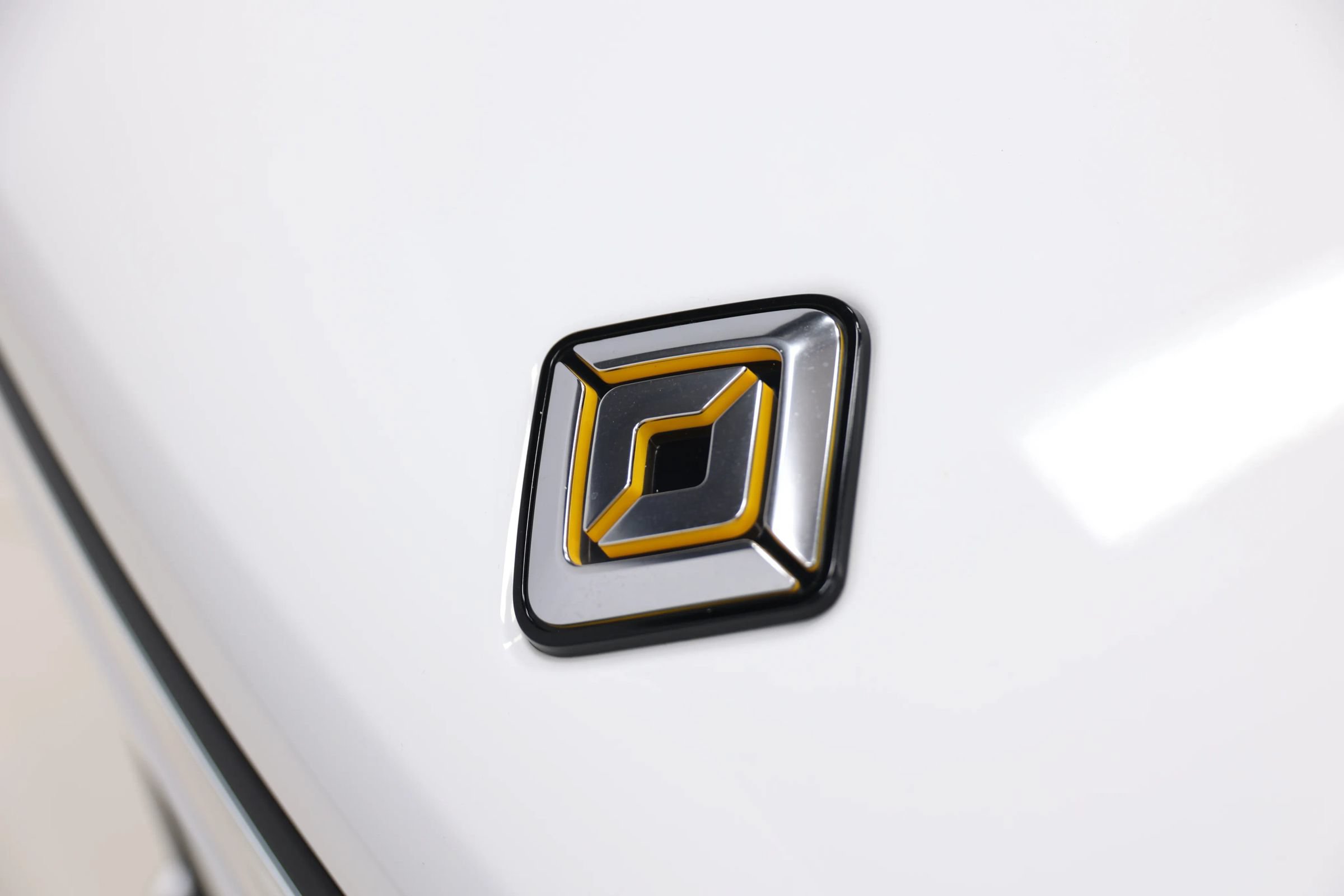 Used 2024 Rivian R1S Adventure Quad AWD/4WD image 5