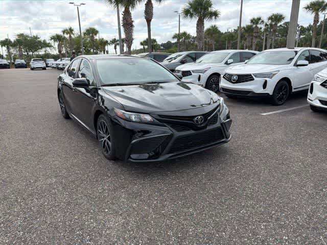 Used 2021 Toyota Camry SE FWD image 10