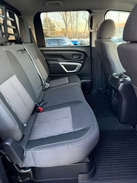 Used 2023 Nissan Titan SV w/ SV Convenience Package image 20