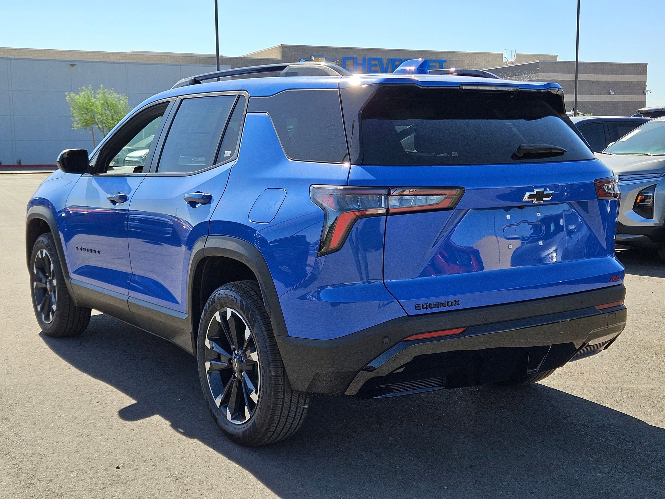 New 2026 Chevrolet Equinox RS image 3