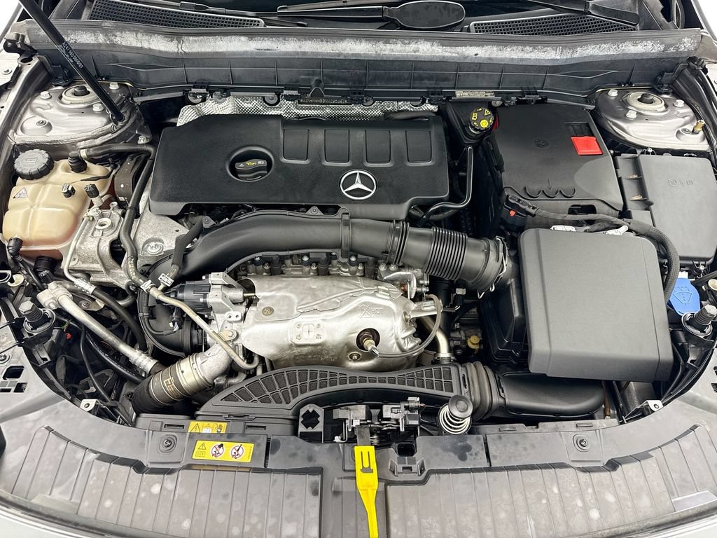 Used 2022 Mercedes-Benz GLB 250 4MATIC image 28