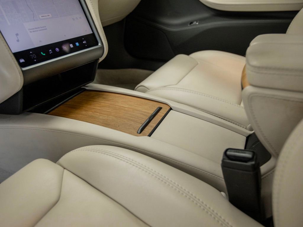 Used 2019 Tesla Model S Performance image 23