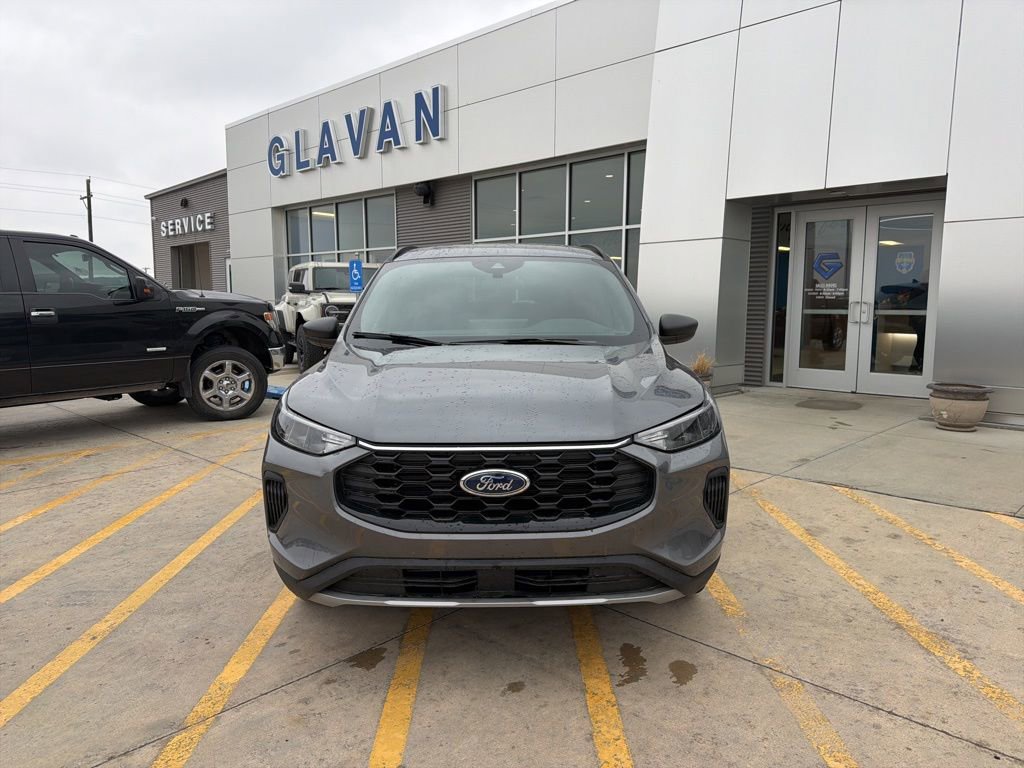 Used 2026 Ford Escape ST-Line w/ Tech Pack #1 image 2