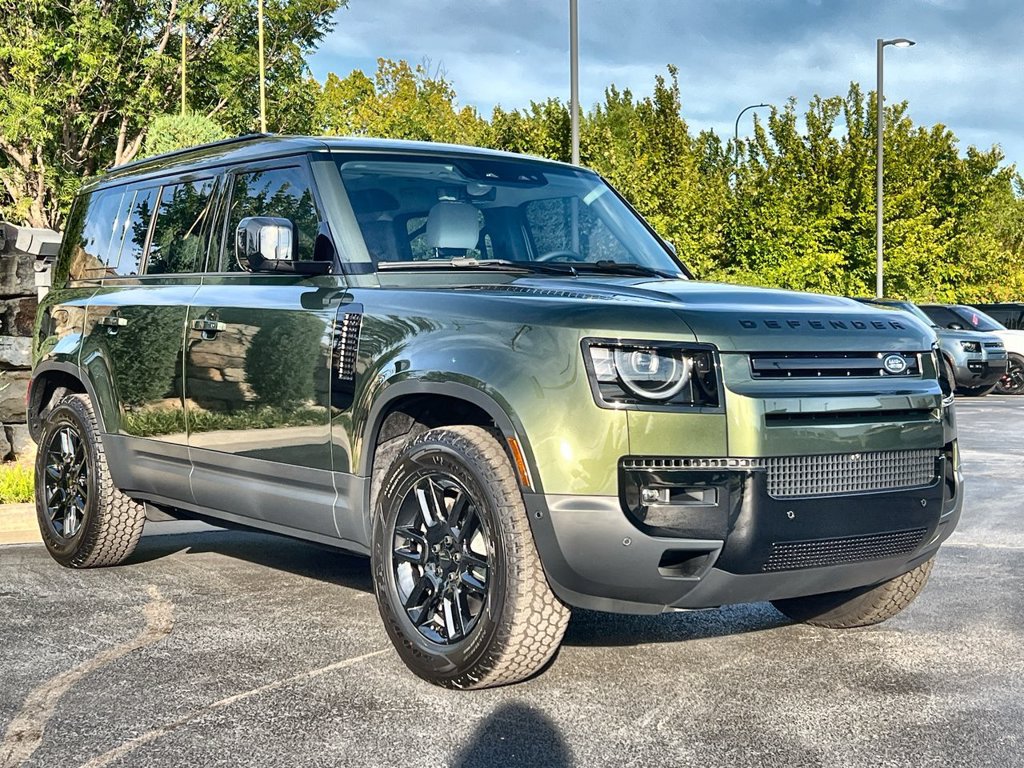 New 2026 Land Rover Defender 110 S AWD/4WD image 7