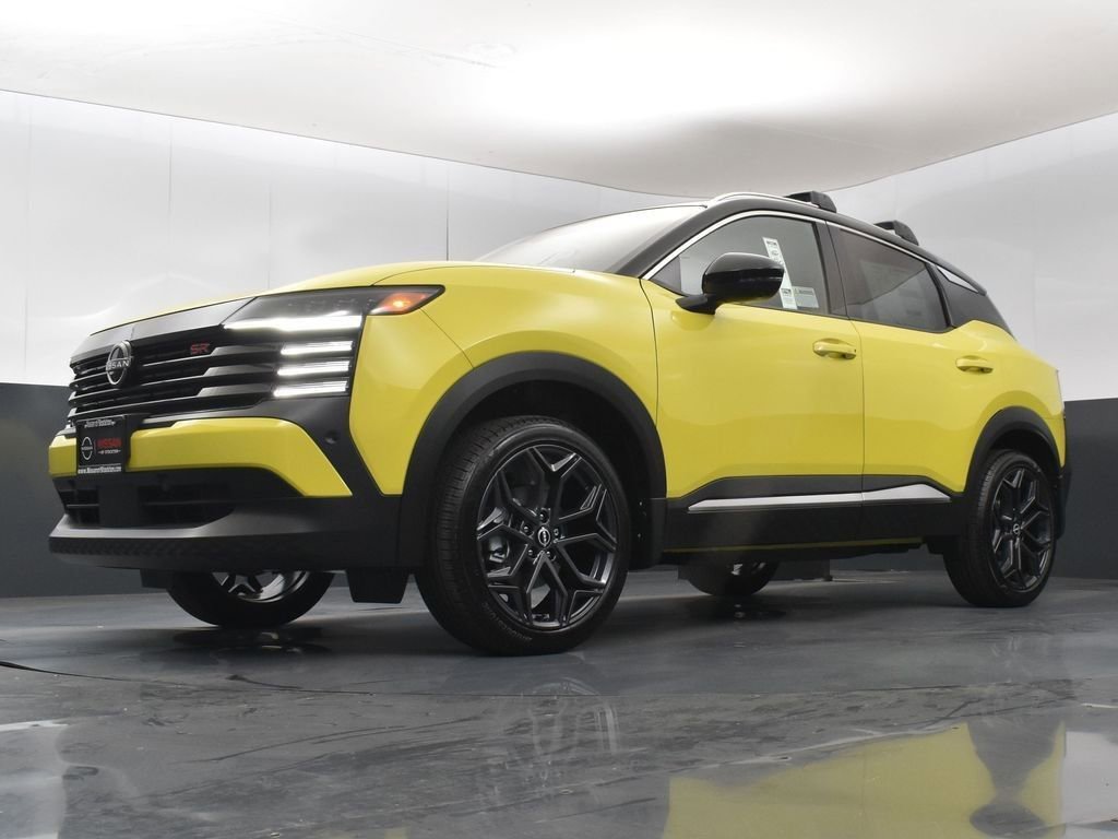 New 2025 Nissan Kicks SR image 39