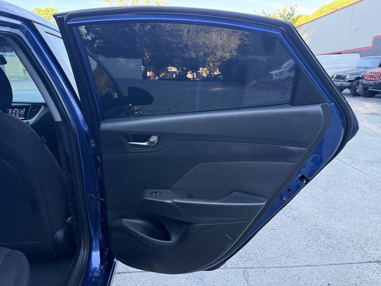 Used 2022 Hyundai Accent SE FWD image 31