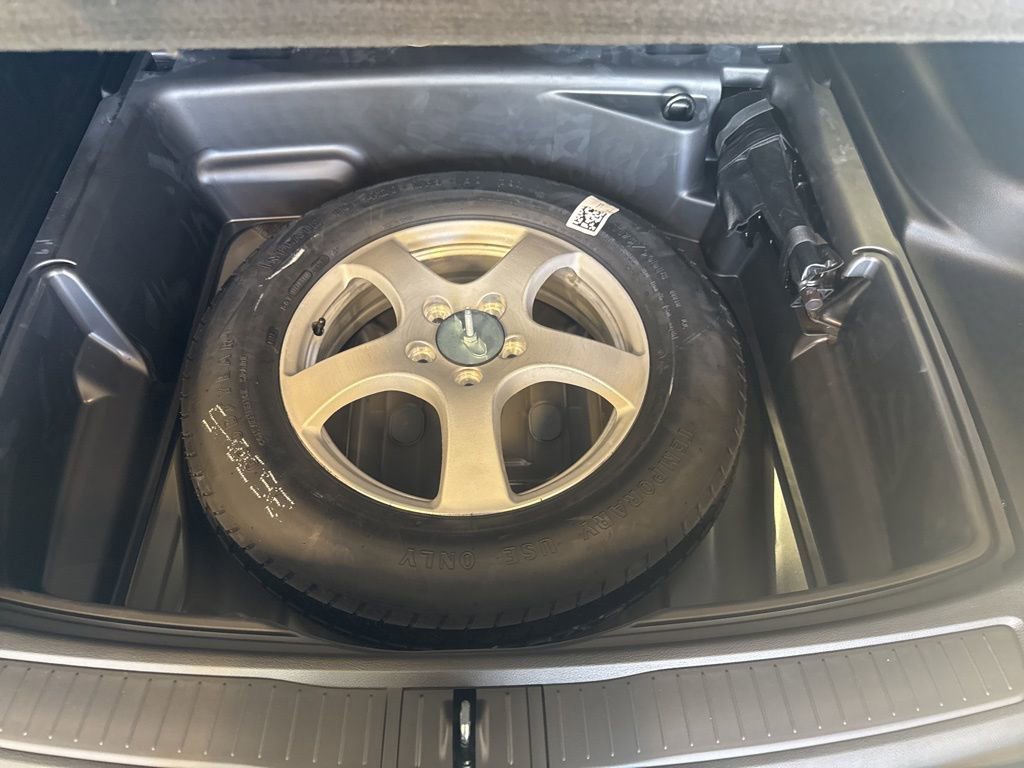 New 2025 Jeep Grand Cherokee Laredo w/ Luxury Tech Group I image 41