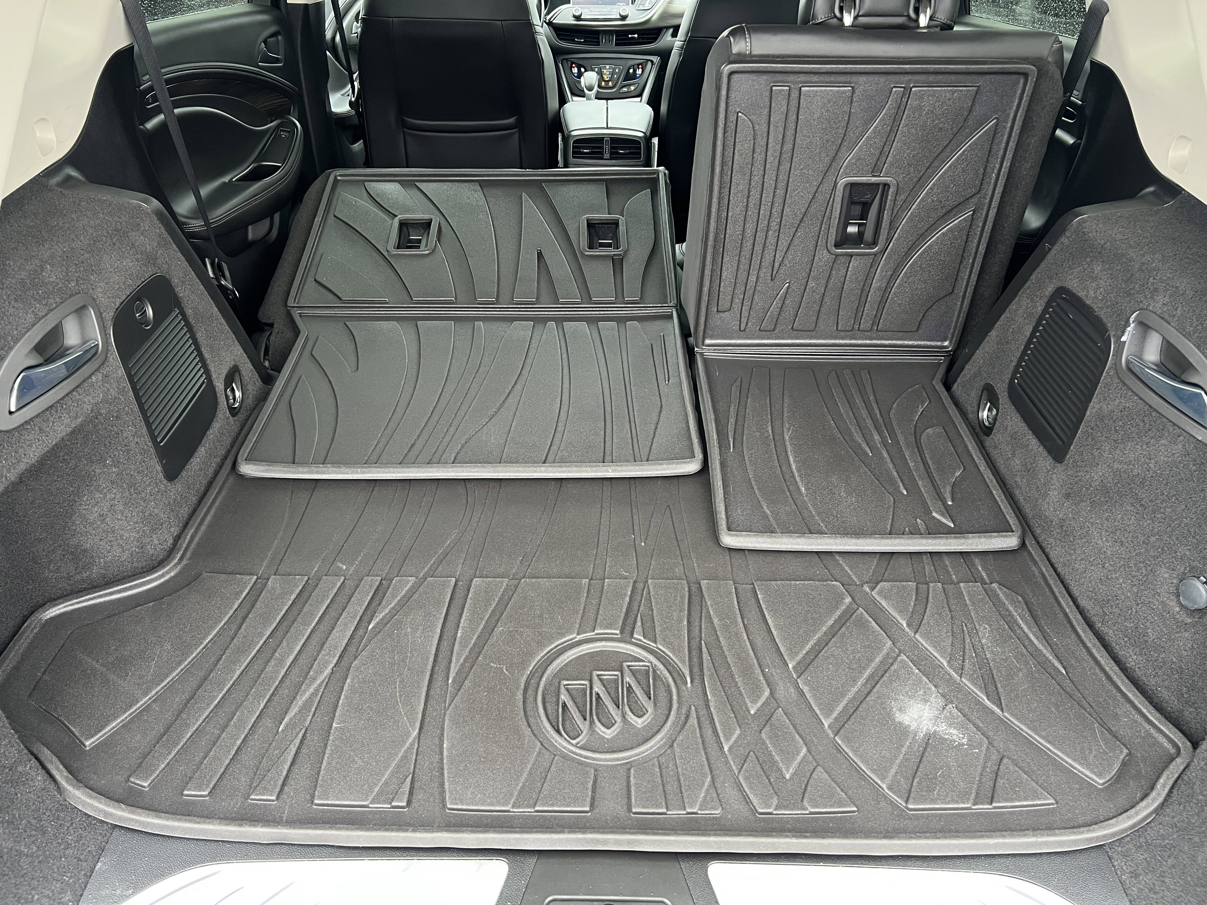 Used 2019 Buick Envision Premium w/ LPO, Active Package image 18