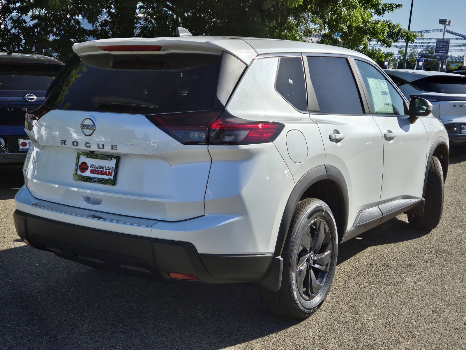 New 2026 Nissan Rogue SV w/ Cold Weather Package FWD image 4