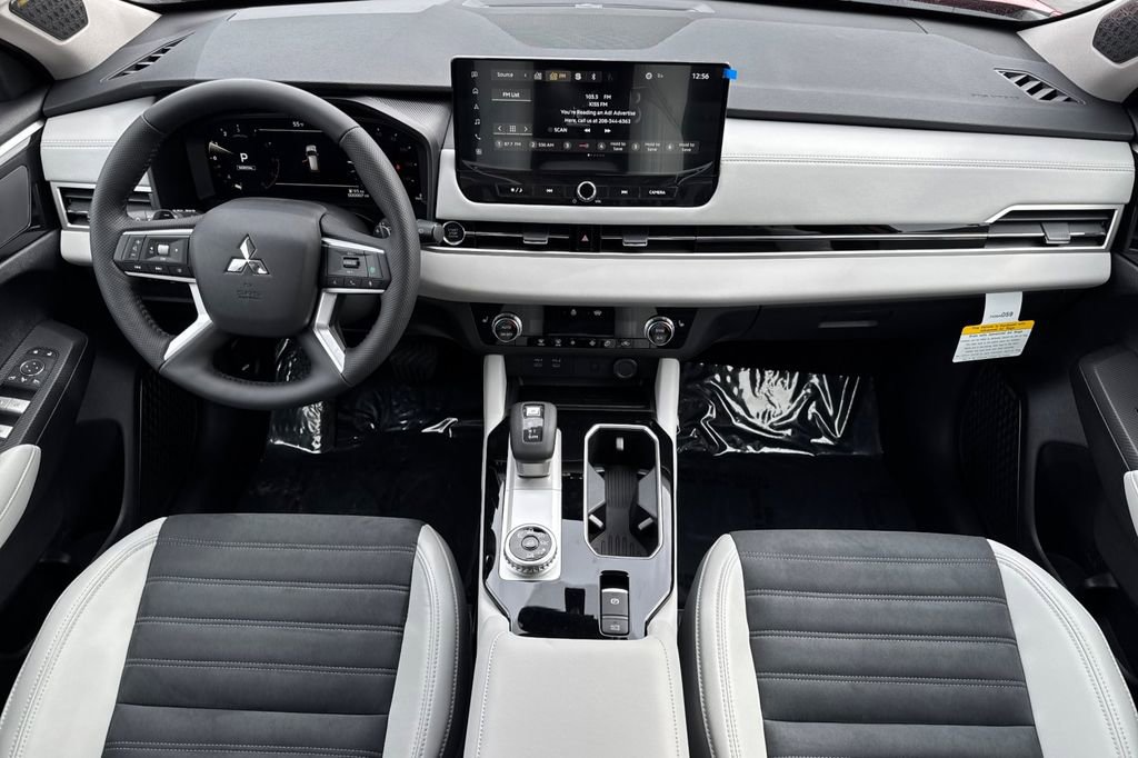 New 2026 Mitsubishi Outlander SE AWD/4WD image 13