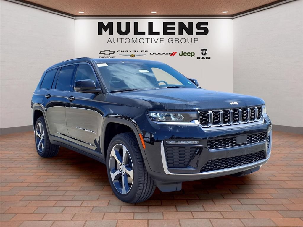 New 2026 Jeep Grand Cherokee L Limited w/ Trailer Tow Package AWD/4WD image 3