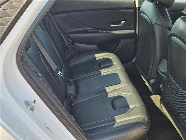 Used 2024 Hyundai Elantra Limited FWD image 21