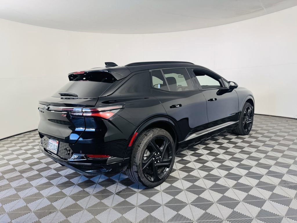 Used 2024 Chevrolet Equinox EV RS image 26