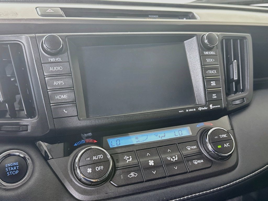 Used 2016 Toyota RAV4 Limited FWD image 17