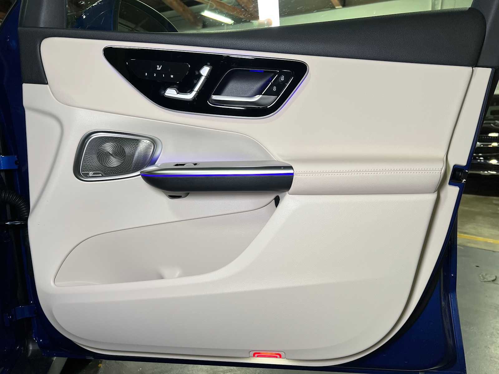 New 2025 Mercedes-Benz GLC 300 4MATIC image 10