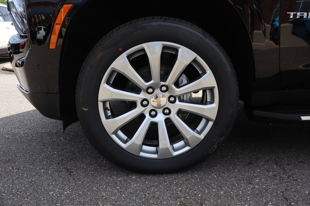 New 2026 Chevrolet Tahoe Premier w/ Sun And Tow Package AWD/4WD image 32