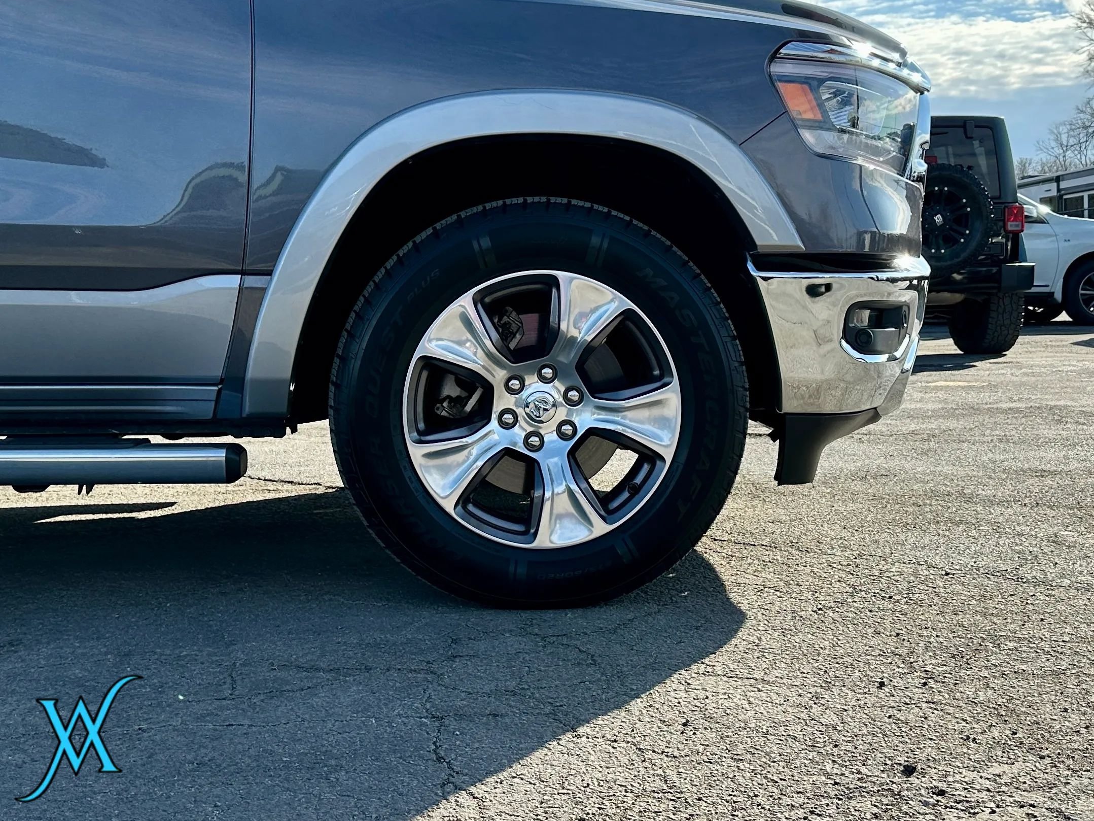 Used 2020 RAM 1500 Laramie AWD/4WD image 9