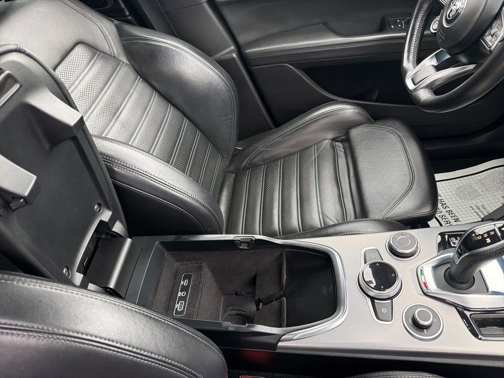 Used 2020 Alfa Romeo Stelvio Ti Sport w/ Quick Order Package 22S Sport image 34