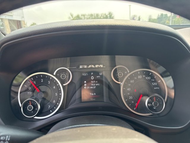 New 2026 RAM 1500 4x4 Crew Cab image 17