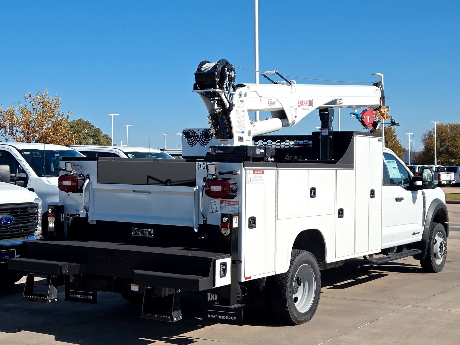 New 2025 Ford F550 4x4 SuperCab Super Duty image 4