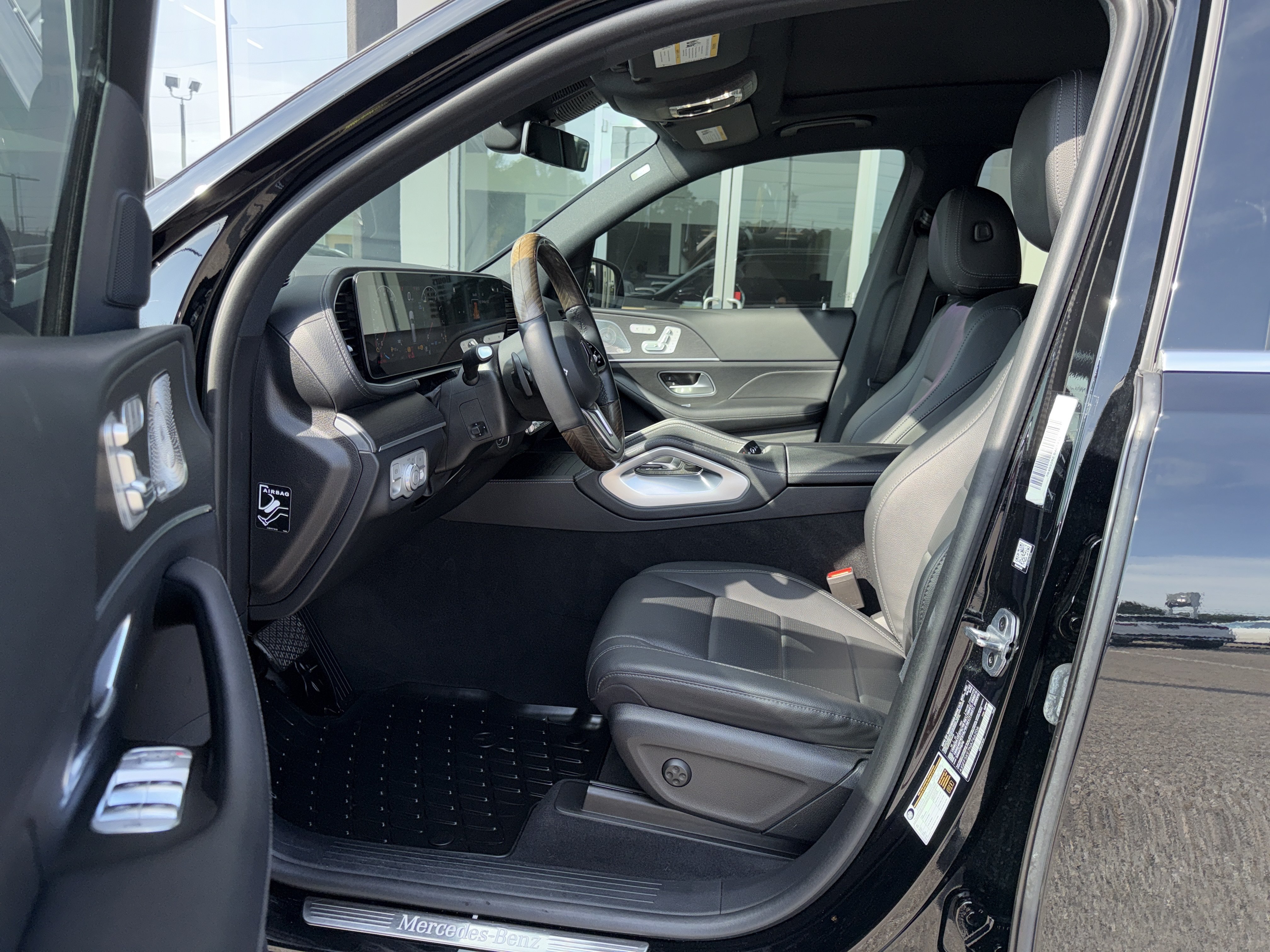 Certified 2022 Mercedes-Benz GLS 450 4MATIC image 11