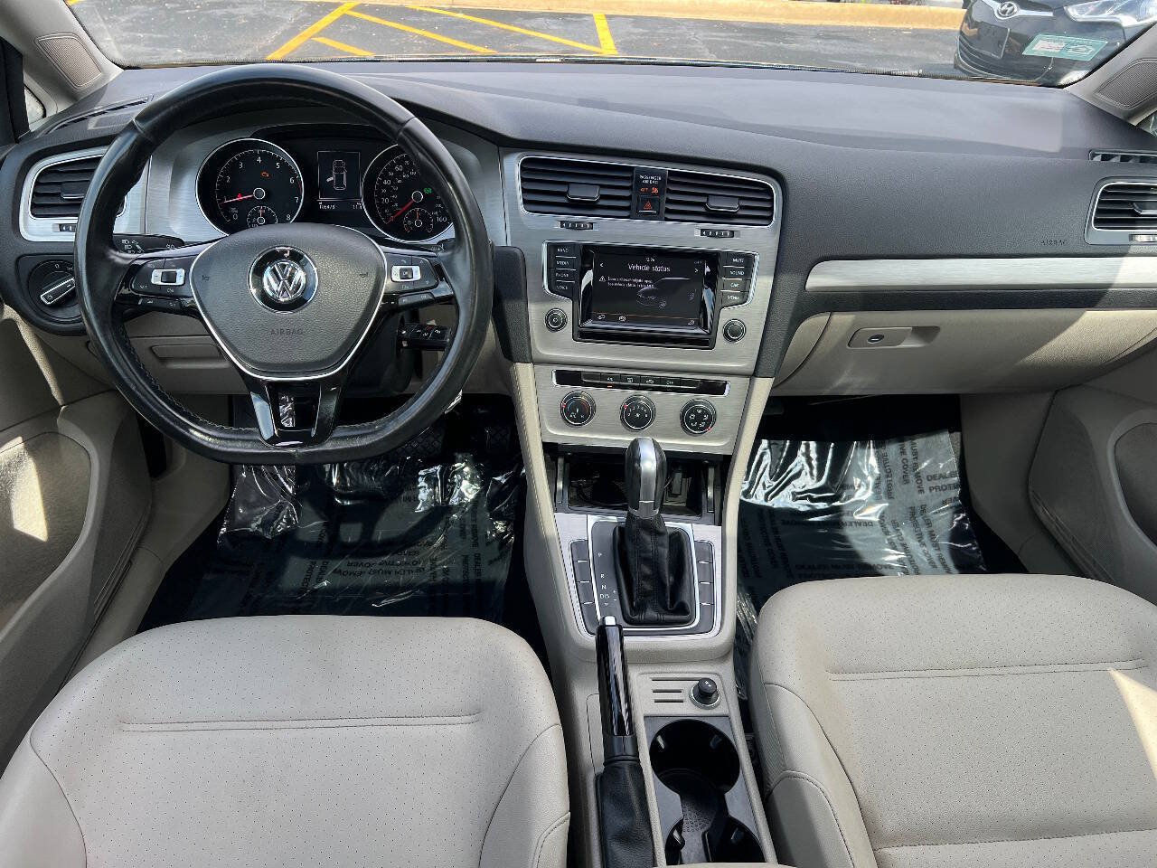 Used 2015 Volkswagen Golf S FWD image 31
