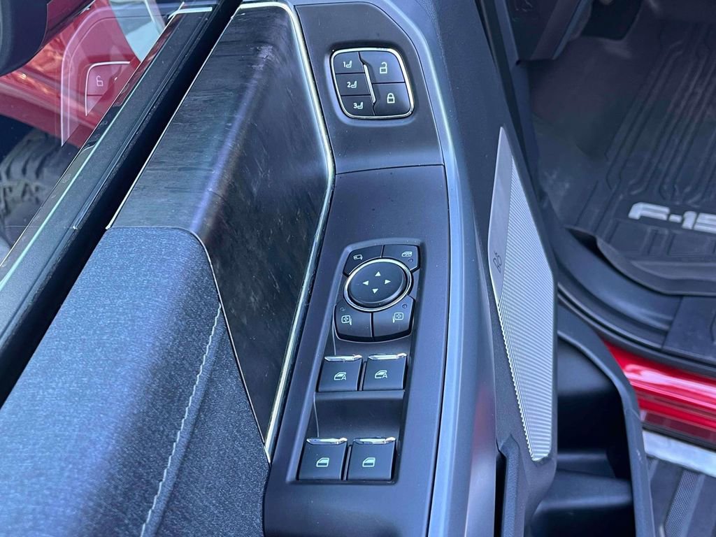 Used 2022 Ford F150 Lariat image 23