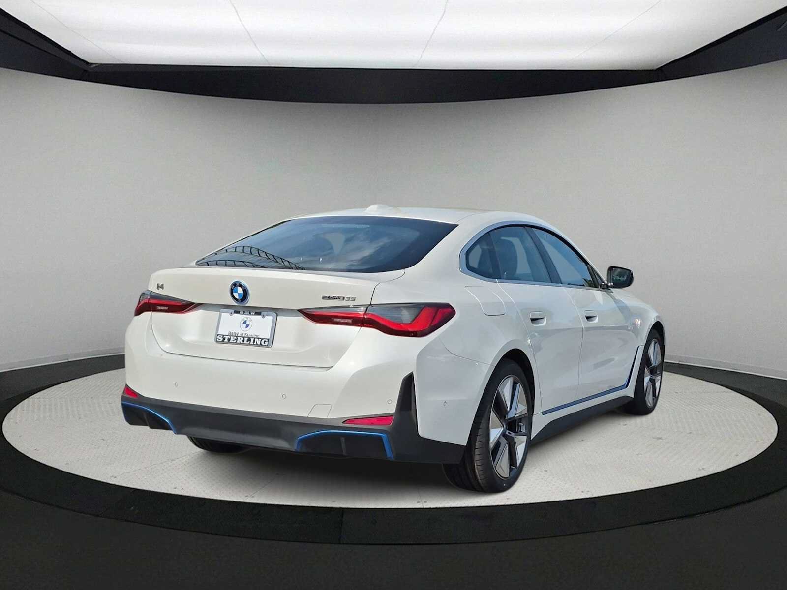 Used 2023 BMW i4 eDrive35 RWD image 8