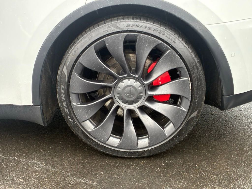 Used 2022 Tesla Model Y Performance image 44