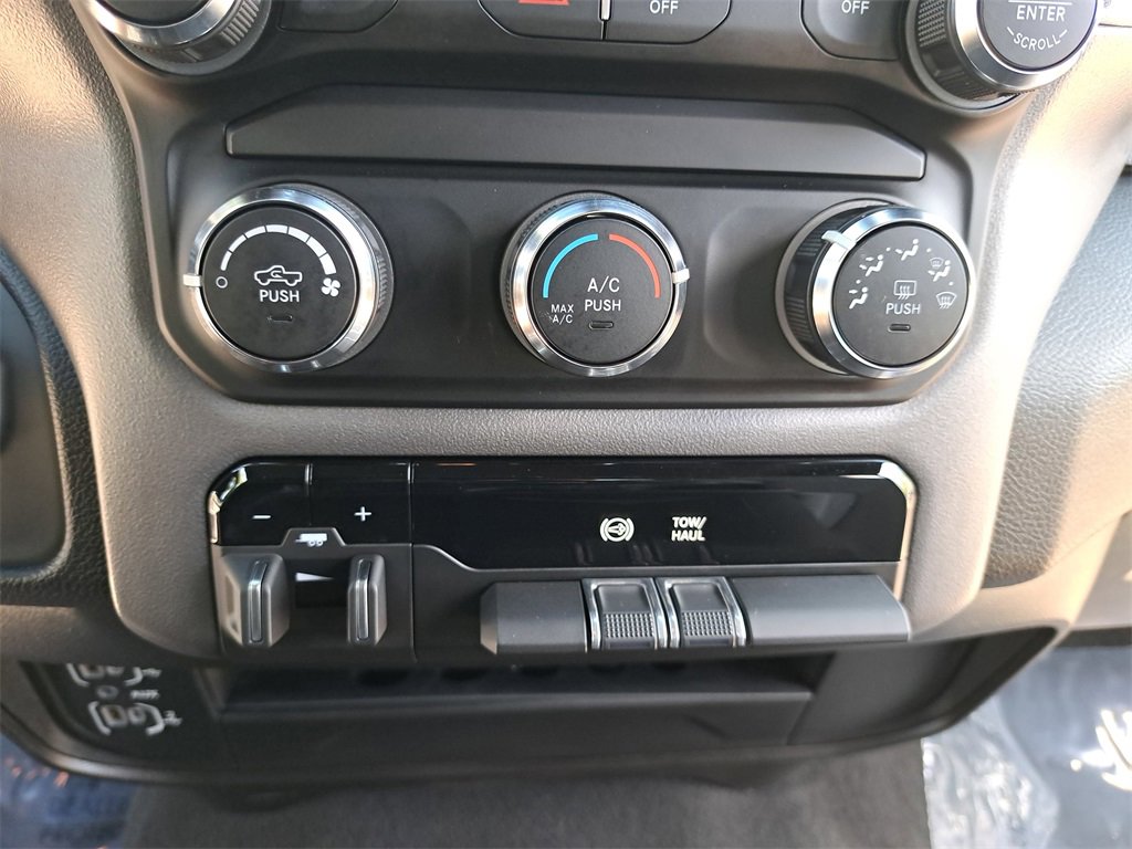 Used 2024 RAM 3500 Big Horn image 20