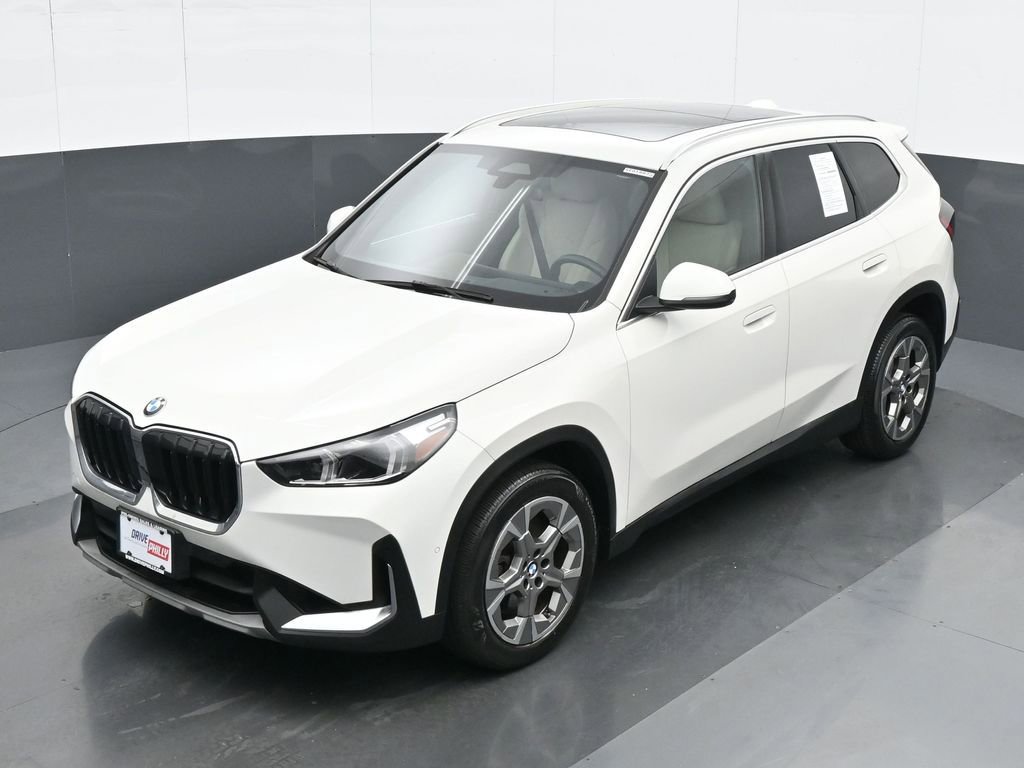 Used 2023 BMW X1 xDrive28i w/ Convenience Package AWD/4WD image 17