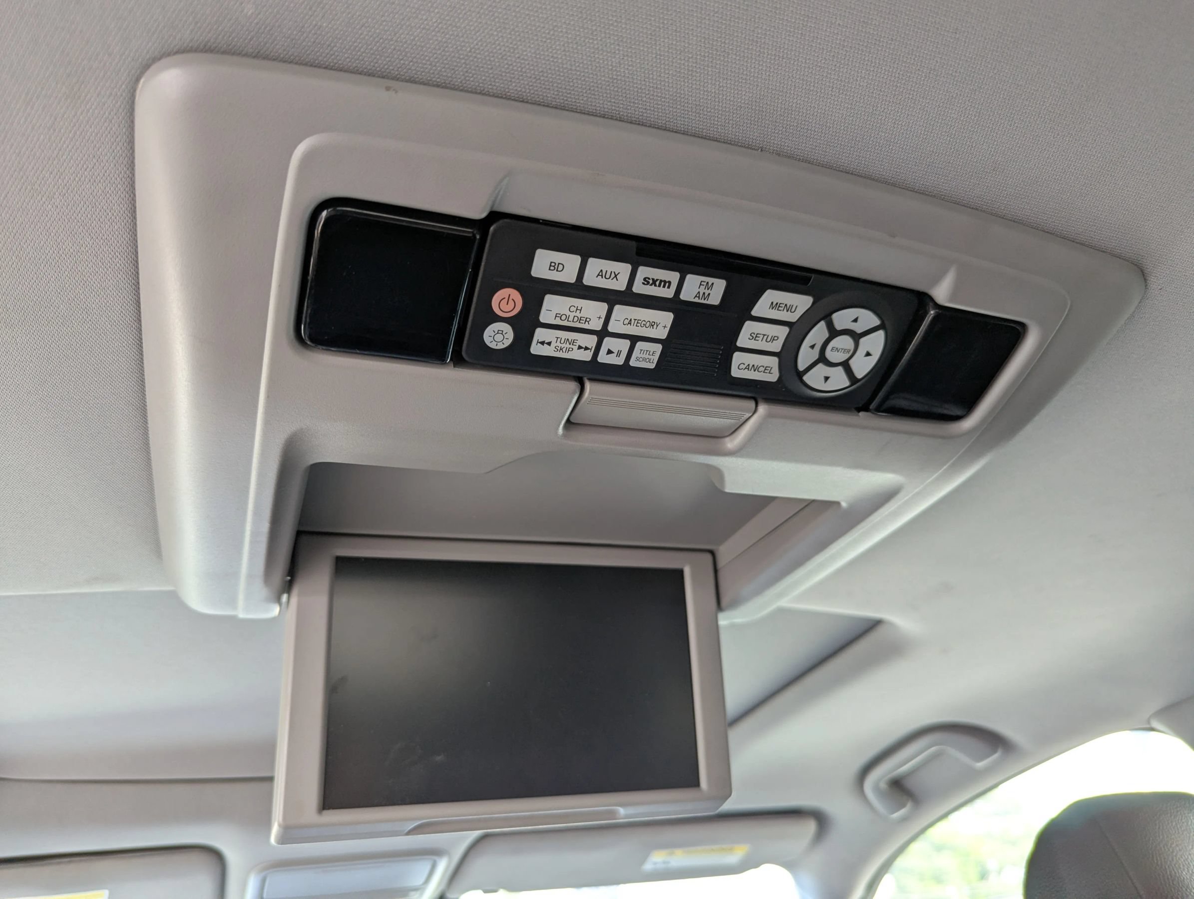 Used 2017 Honda Pilot Touring image 12