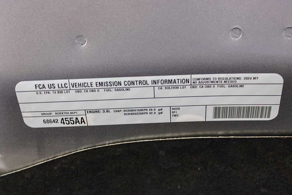 Used 2024 RAM 1500 Classic SLT image 28