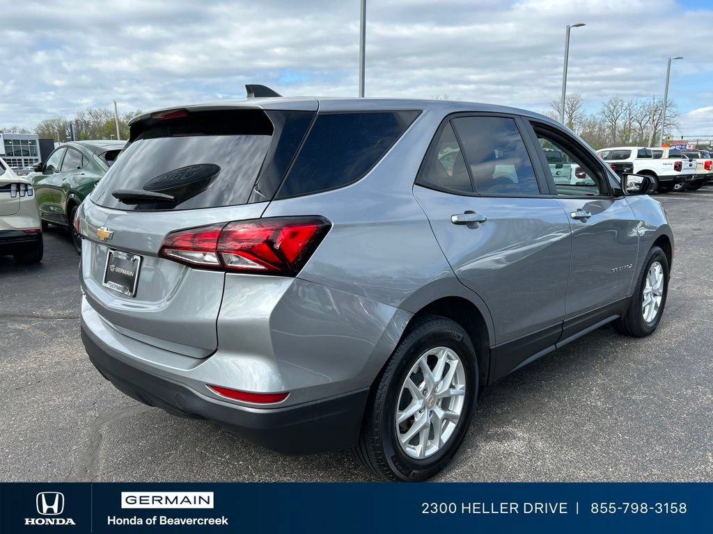 Used 2024 Chevrolet Equinox LS w/ LS Convenience Package FWD image 8