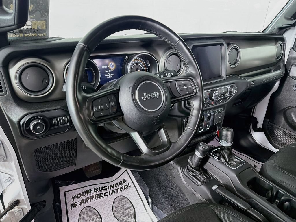 Used 2022 Jeep Wrangler Sport AWD/4WD image 9