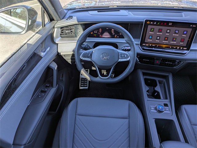 New 2026 Volkswagen Tiguan SE R-Line image 18