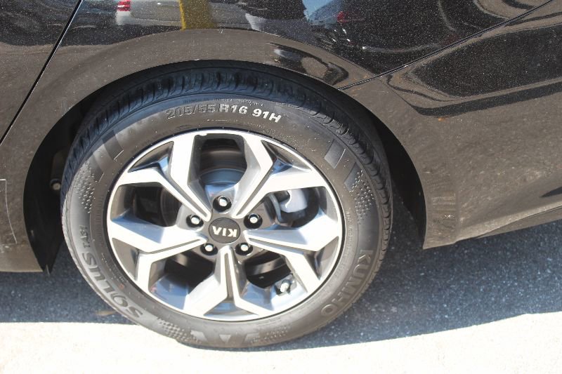 Used 2020 Kia Forte LXS image 7