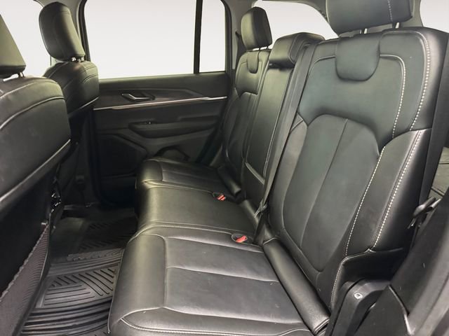 Used 2023 Jeep Grand Cherokee Limited w/ MOPAR Finishing Package image 21