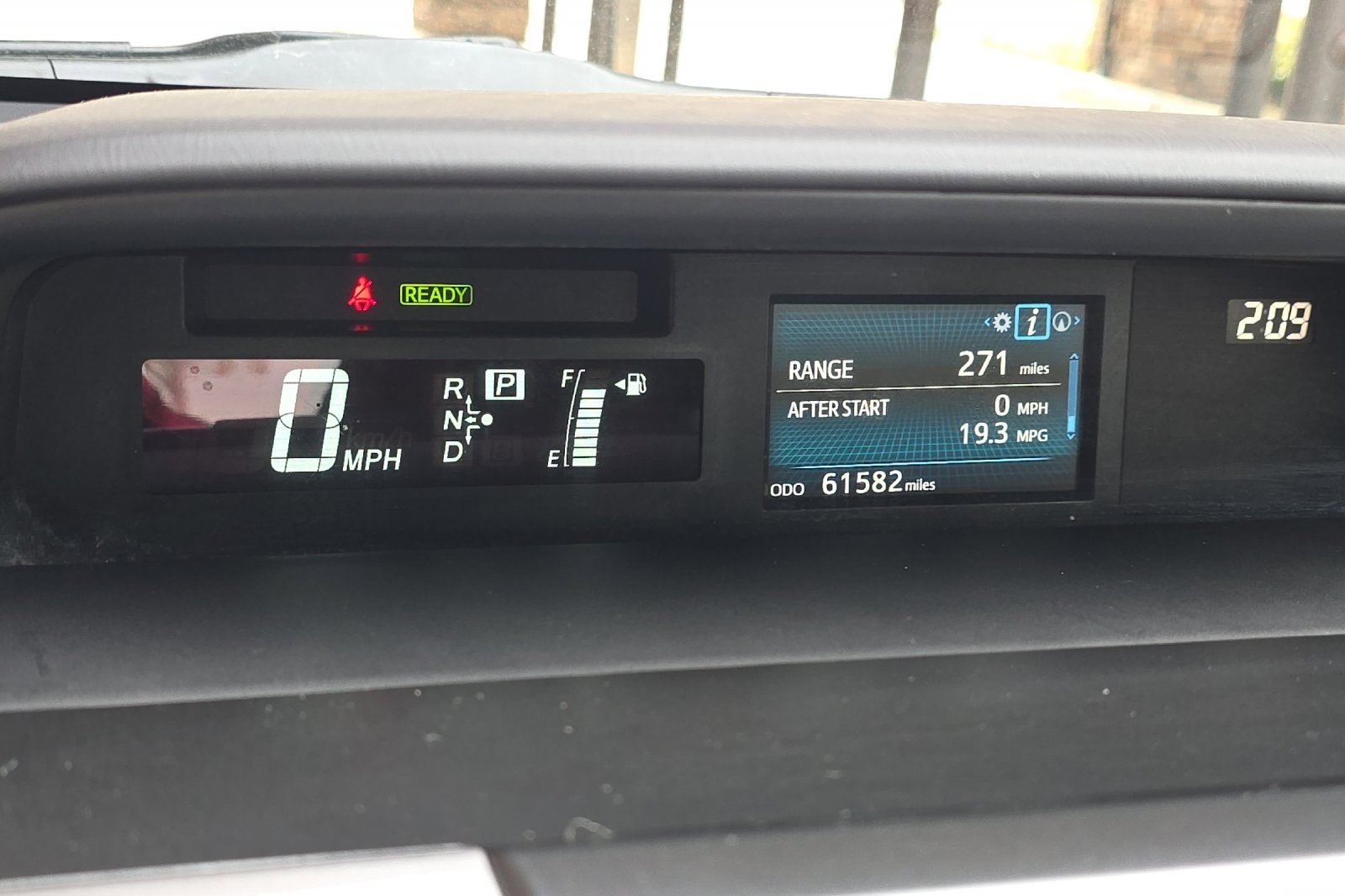 Used 2017 Toyota Prius V Four image 35