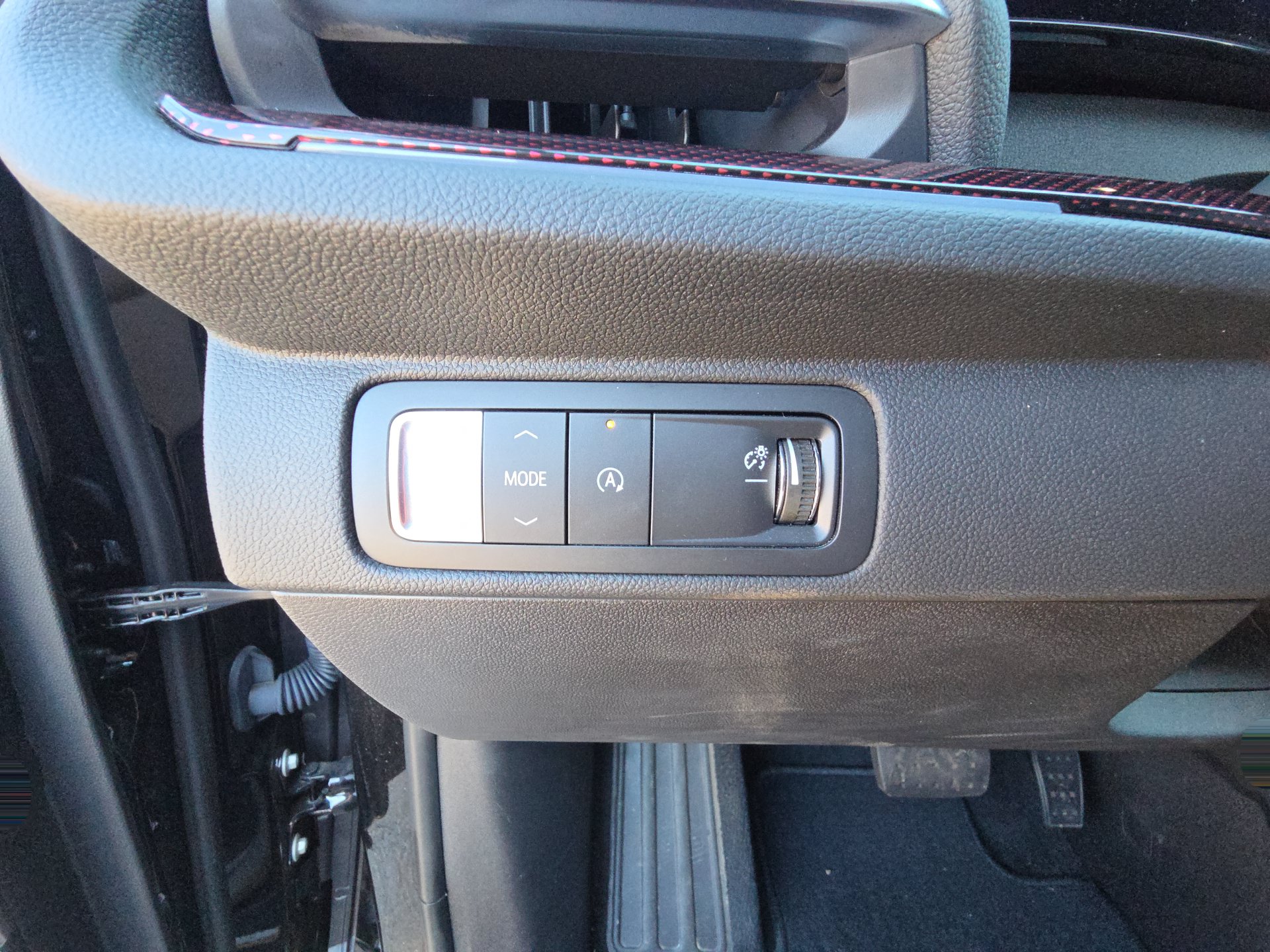 Used 2026 Chevrolet Traverse RS FWD image 20