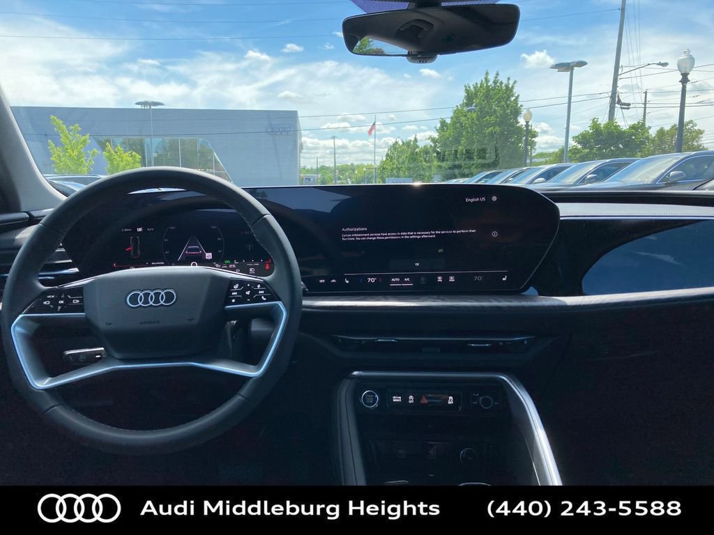 Used 2025 Audi Q5 Premium w/ Convenience Package image 33