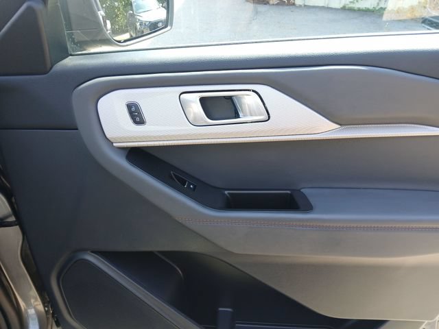 Certified 2025 Ford Explorer Active w/ Active Comfort Package AWD/4WD image 46