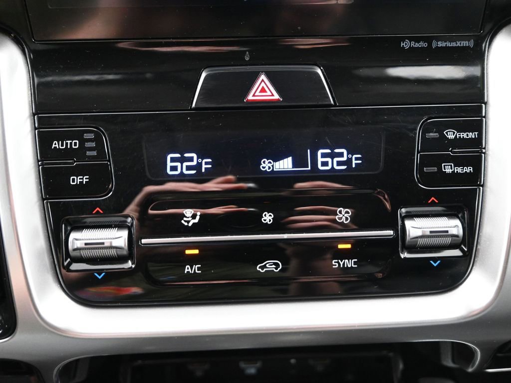 Certified 2021 Kia Sorento EX w/ Panoramic Sunroof Package FWD image 39