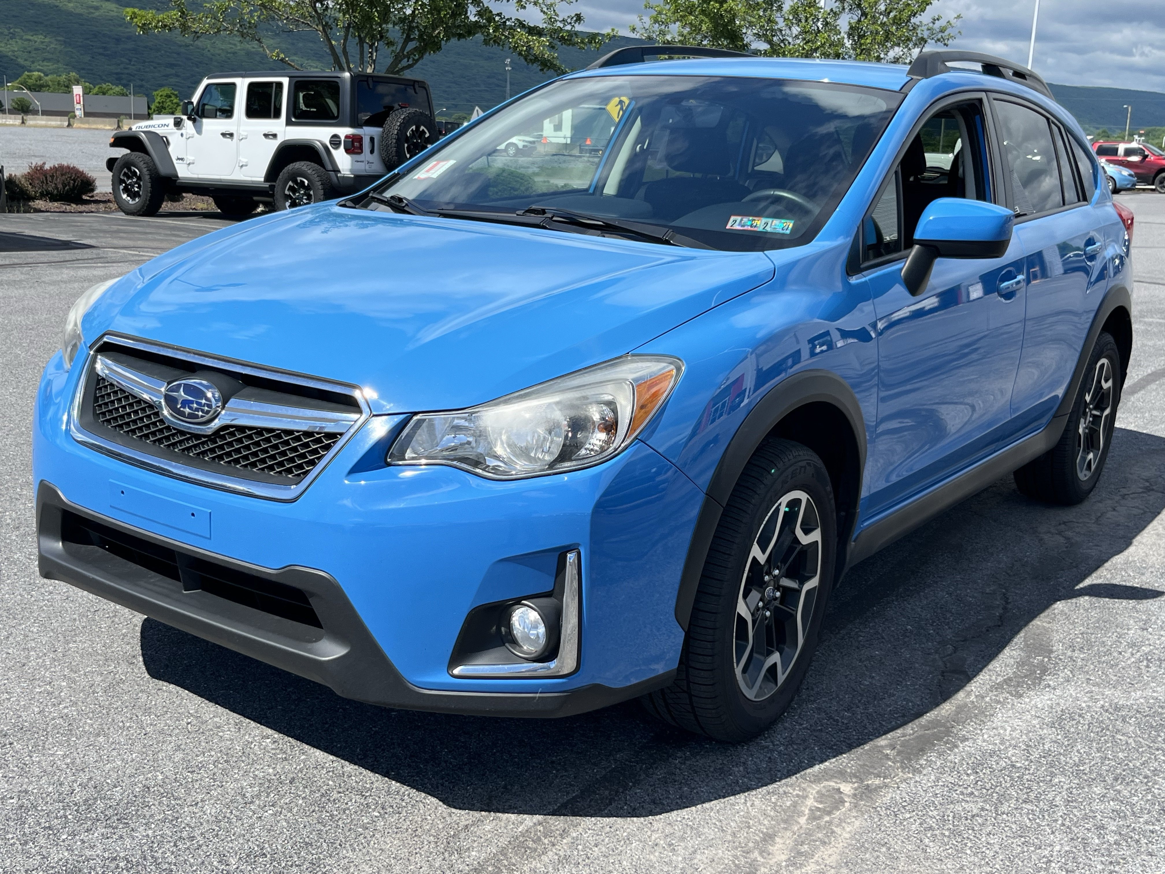 Used 2017 Subaru Crosstrek 2.0i Premium AWD/4WD image 10