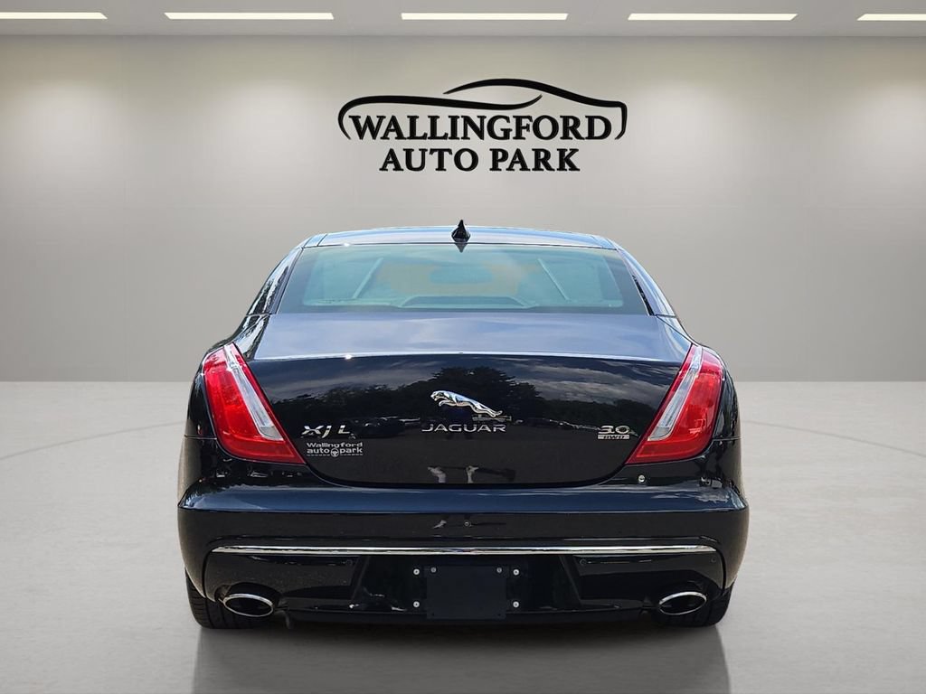 Used 2017 Jaguar XJ L Portfolio AWD/4WD image 4