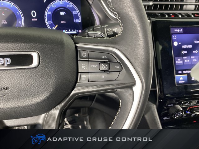 Used 2023 Jeep Grand Cherokee L Laredo AWD/4WD image 24