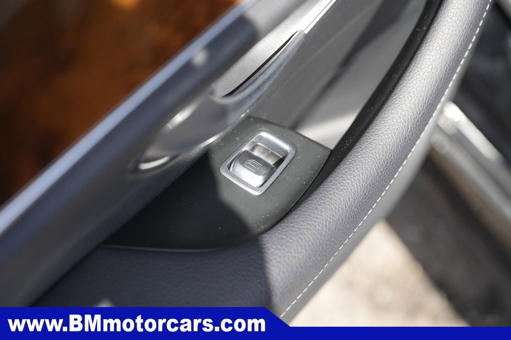 Used 2020 Mercedes-Benz E 350 4MATIC Sedan image 29