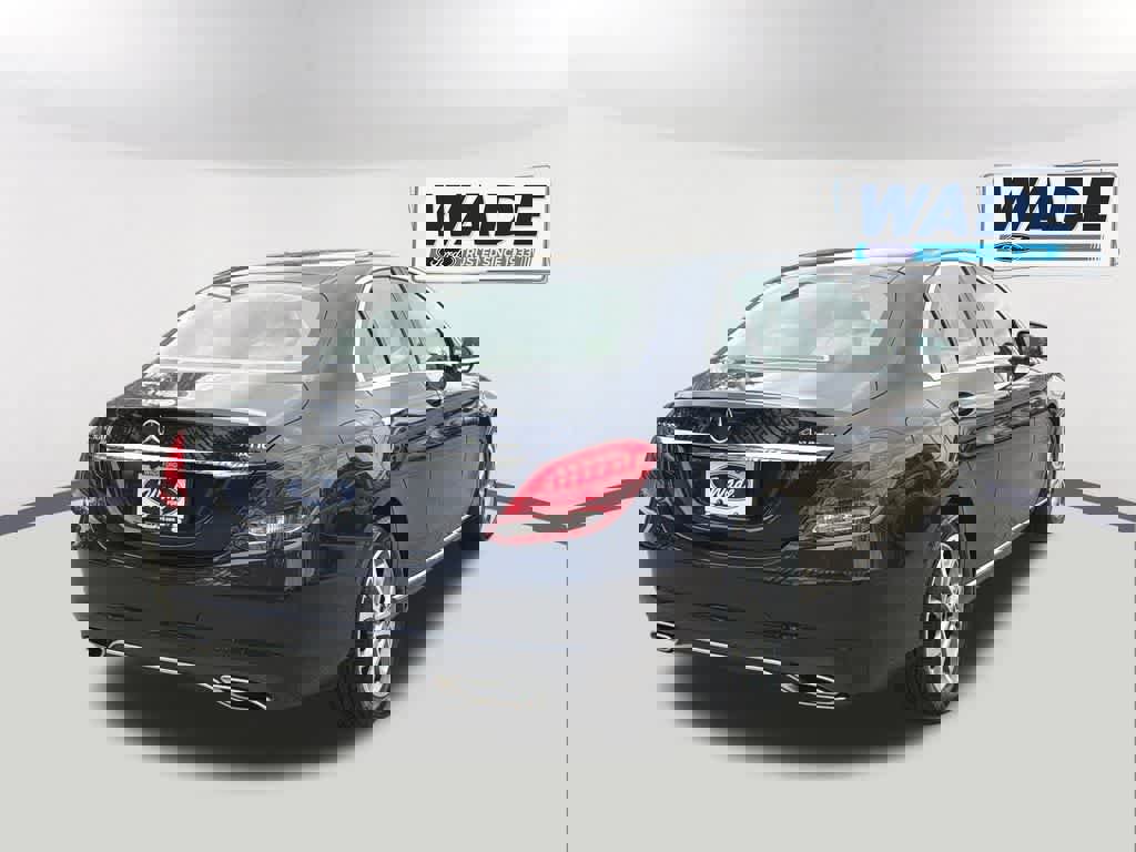 Used 2017 Mercedes-Benz C 300 4MATIC Sedan image 5