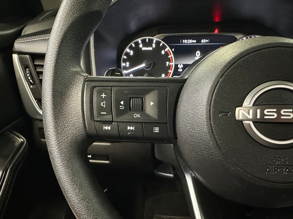 Used 2024 Nissan Rogue SV AWD/4WD image 10